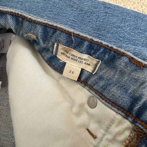 The Curvy Perfect Vintage Wide-Leg Jean (25, Enmore Wash) - Picture 10 of 12